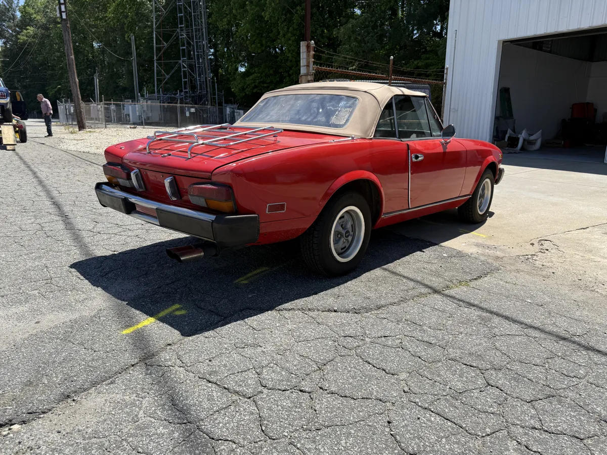 1979 FIAT Spider thumbnail 4