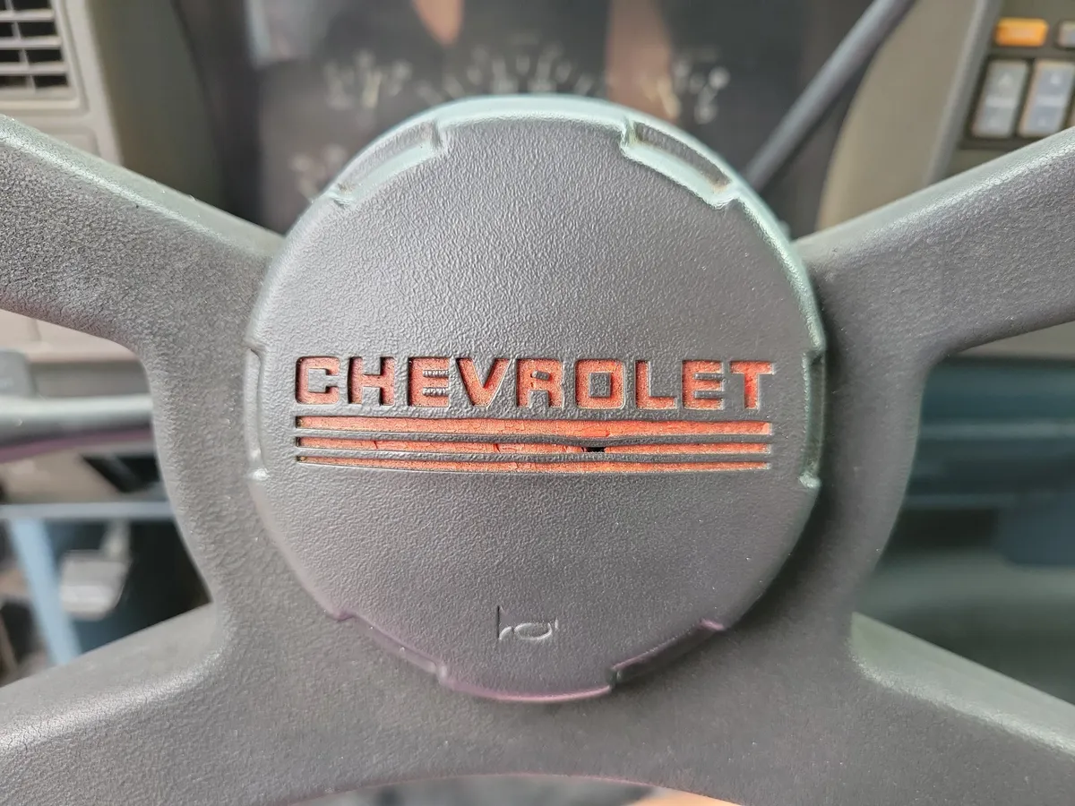 1993 Chevrolet C2500 Chassis Base (STD is Estimated) thumbnail 12