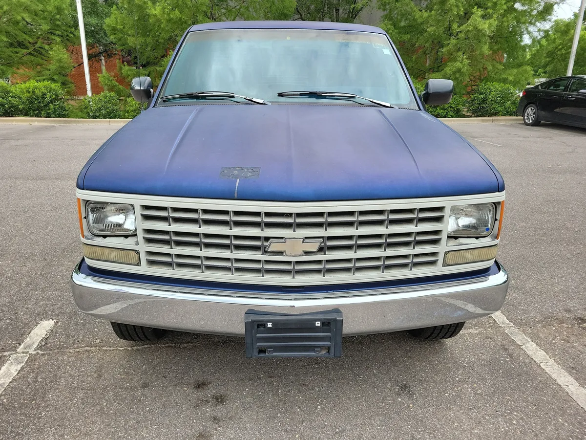 1993 Chevrolet C2500 Chassis Base (STD is Estimated) thumbnail 2
