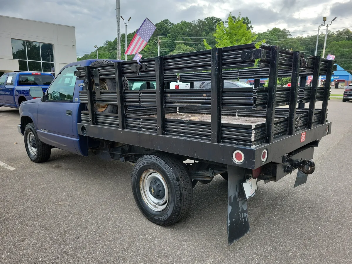 1993 Chevrolet C2500 Chassis Base (STD is Estimated) thumbnail 7