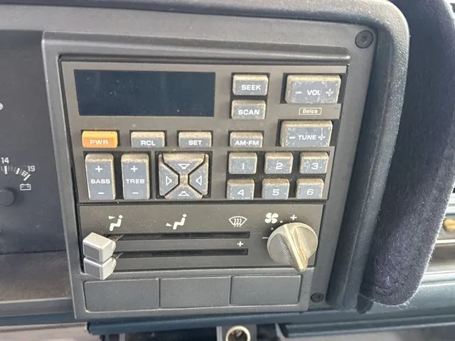 1993 Chevrolet C2500 Chassis Base (STD is Estimated) thumbnail 15
