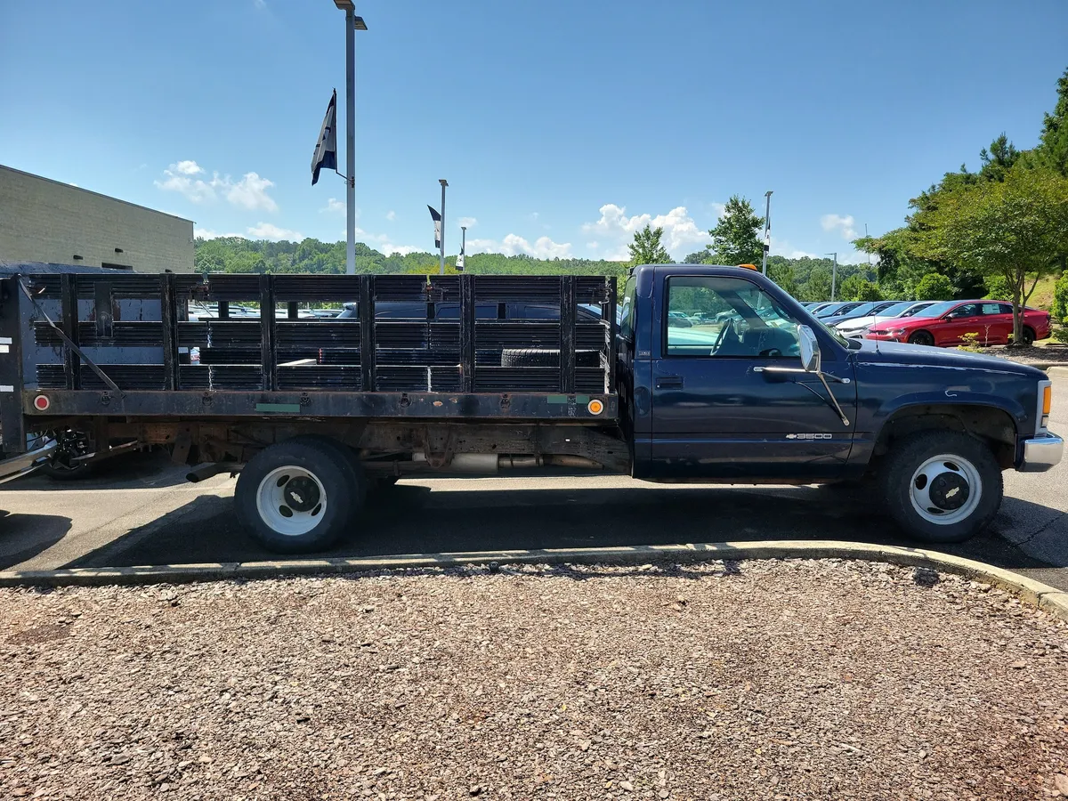 1995 Chevrolet C3500 Chassis Base (STD is Estimated) thumbnail 4