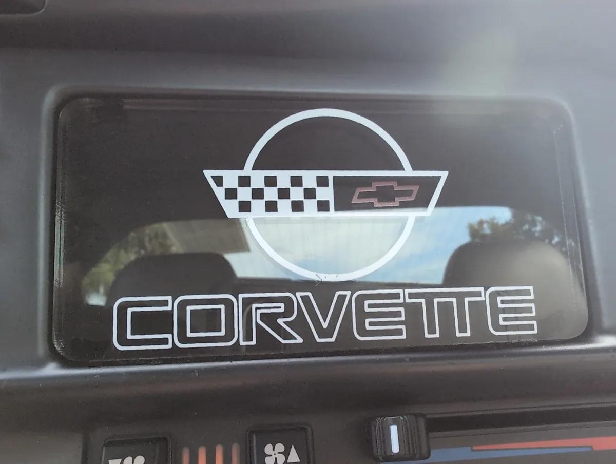1995 Chevrolet Corvette thumbnail 38