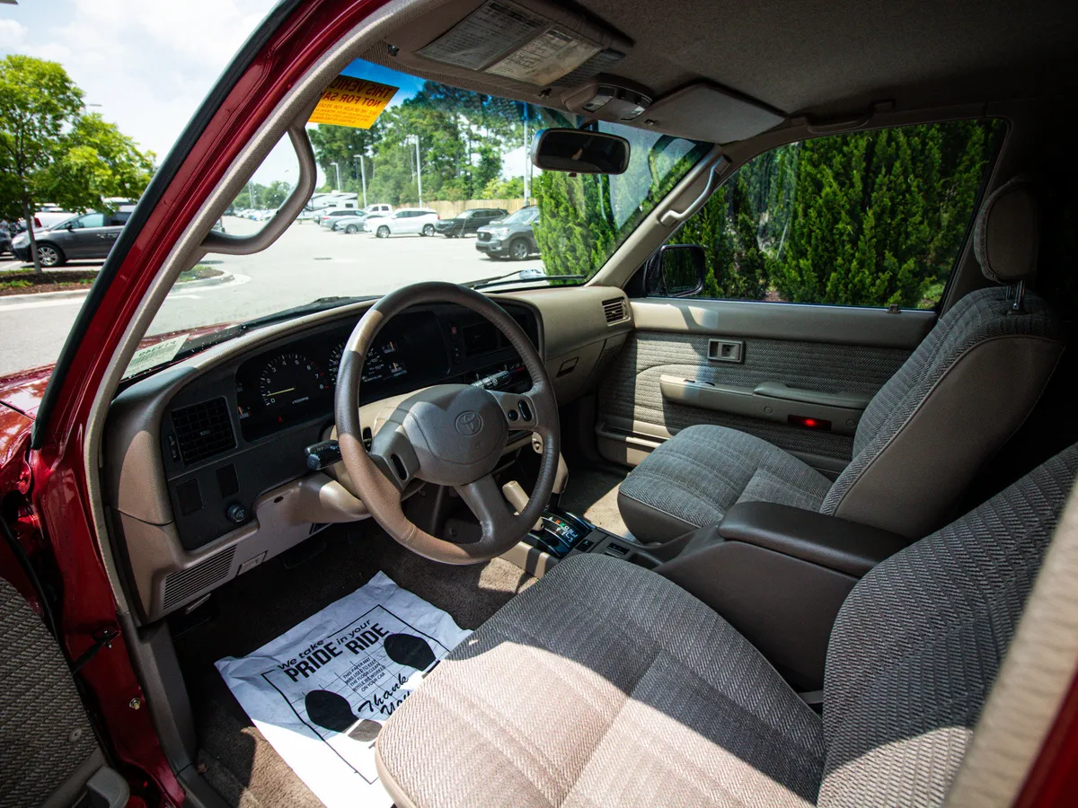 1995 Toyota 4Runner SR5 thumbnail 5
