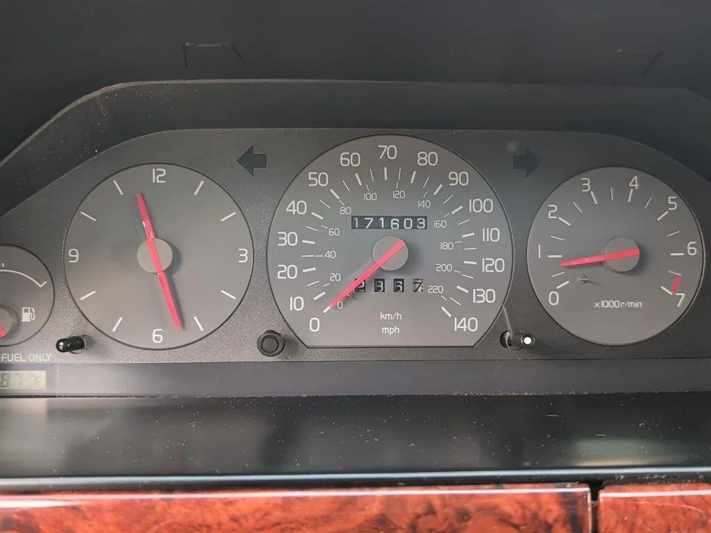 1998 VOLVO S90 thumbnail 3