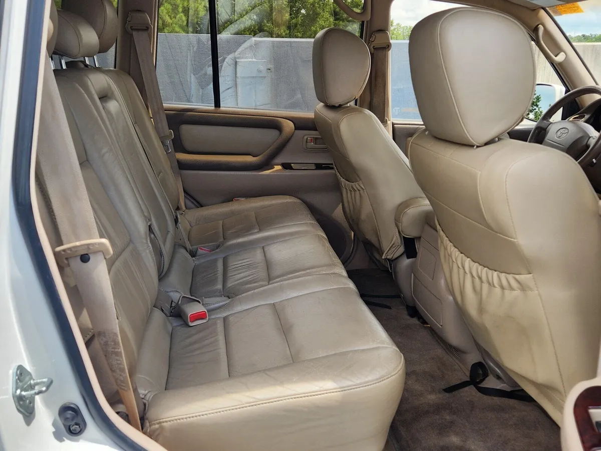 1999 Toyota Land Cruiser Base thumbnail 17