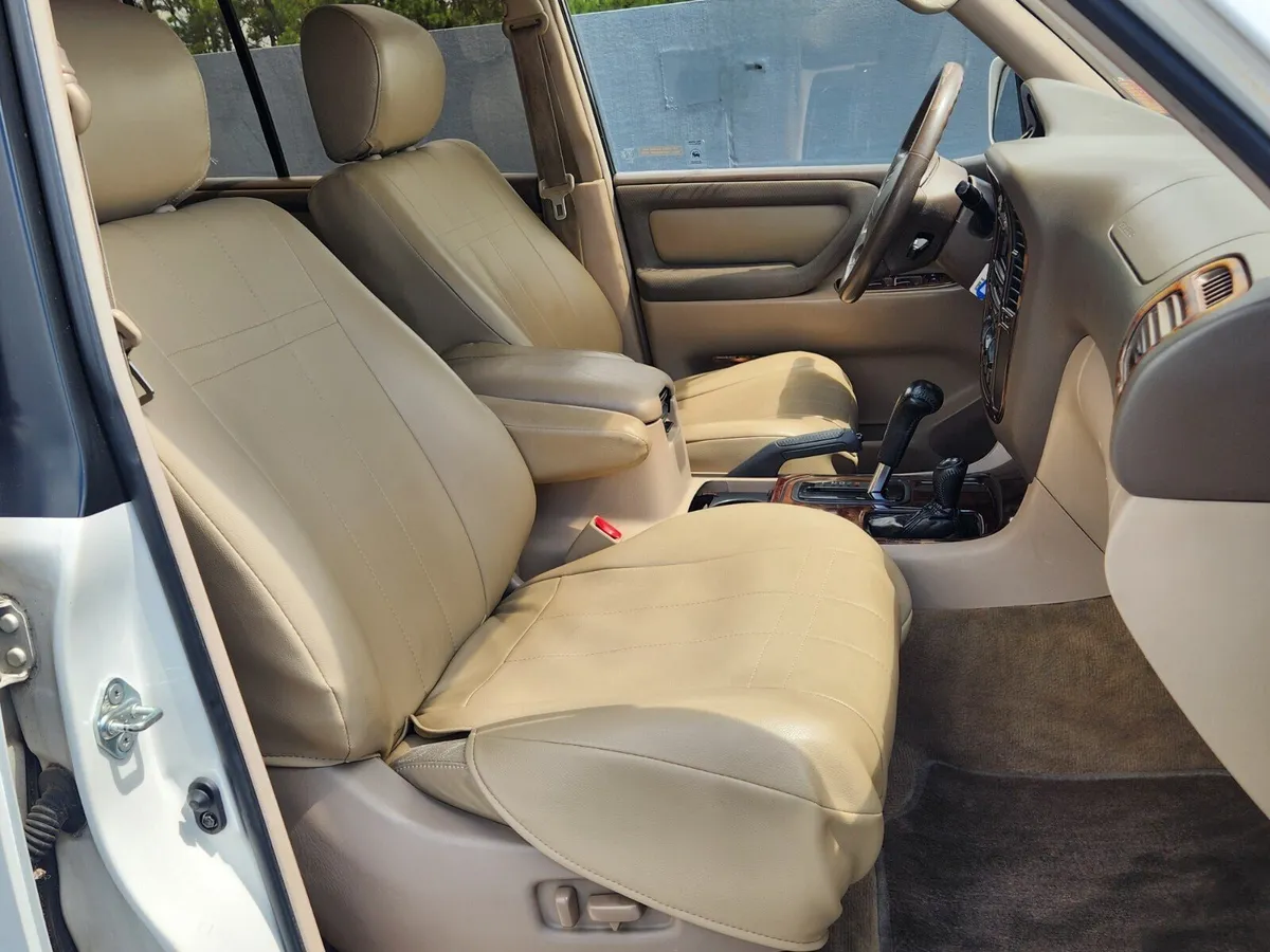1999 Toyota Land Cruiser Base thumbnail 18