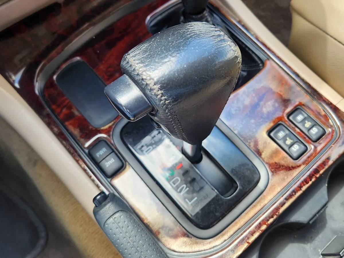 1999 Toyota Land Cruiser Base thumbnail 23