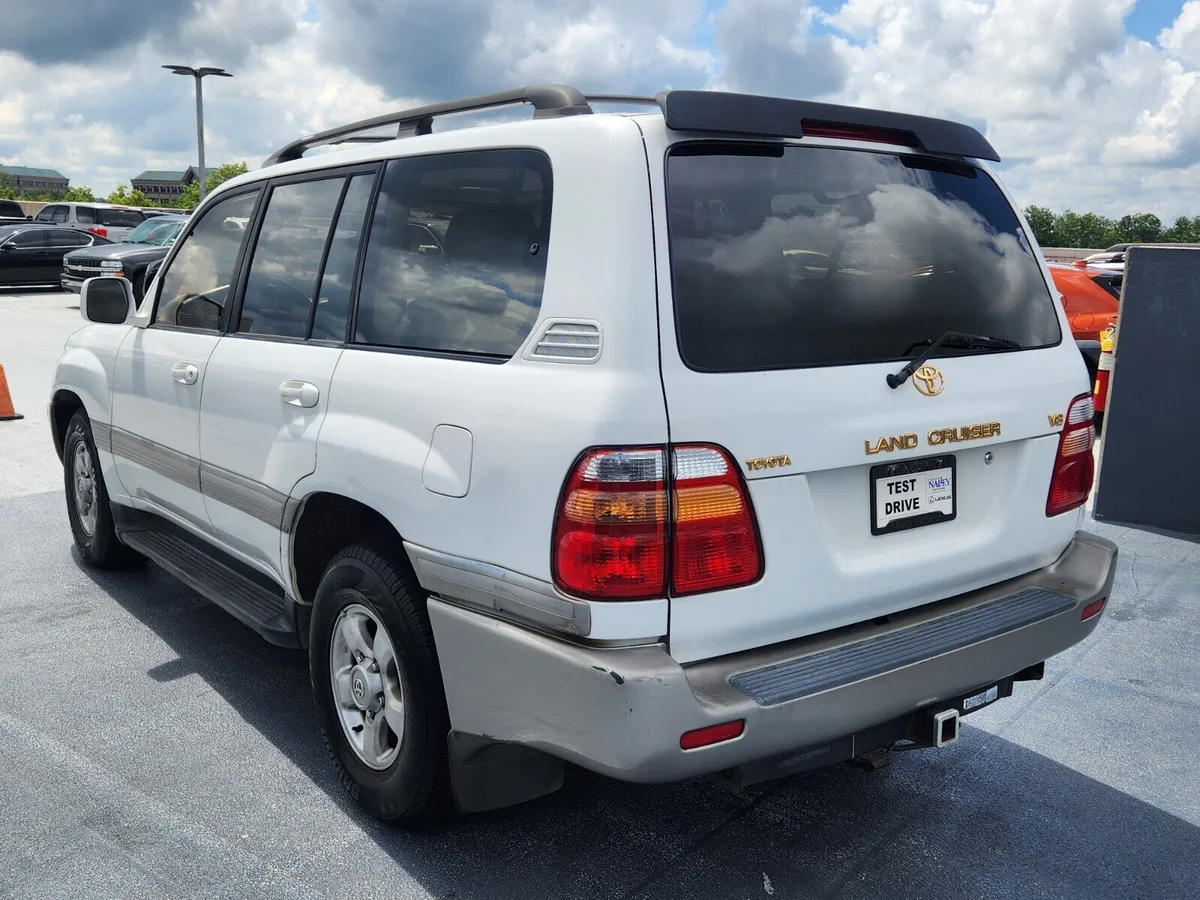 1999 Toyota Land Cruiser Base thumbnail 4