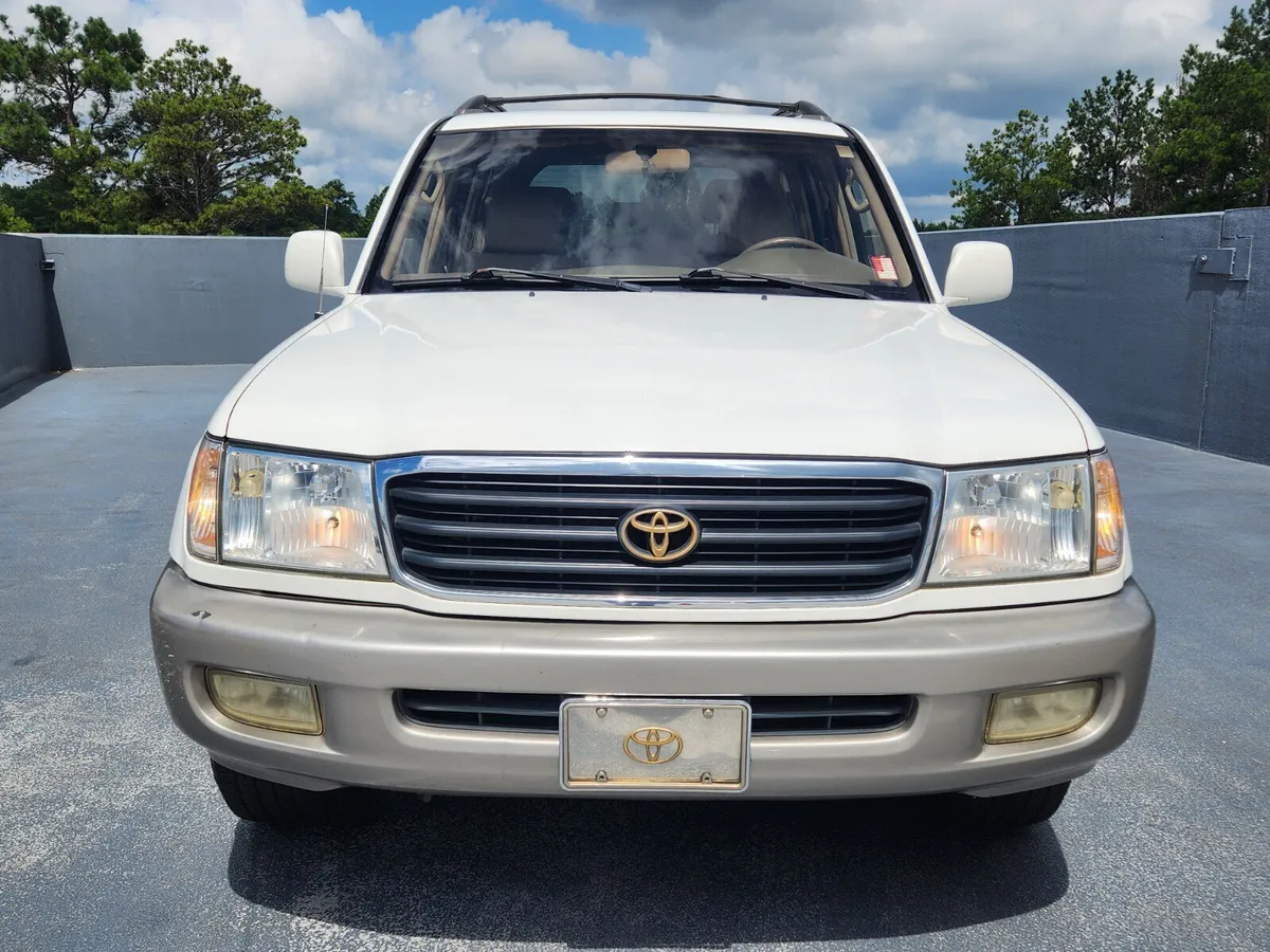 1999 Toyota Land Cruiser Base thumbnail 9