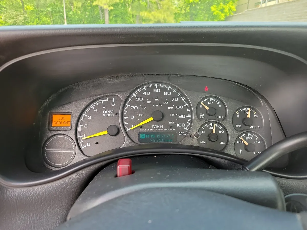 2001 Chevrolet Silverado 1500 thumbnail 9