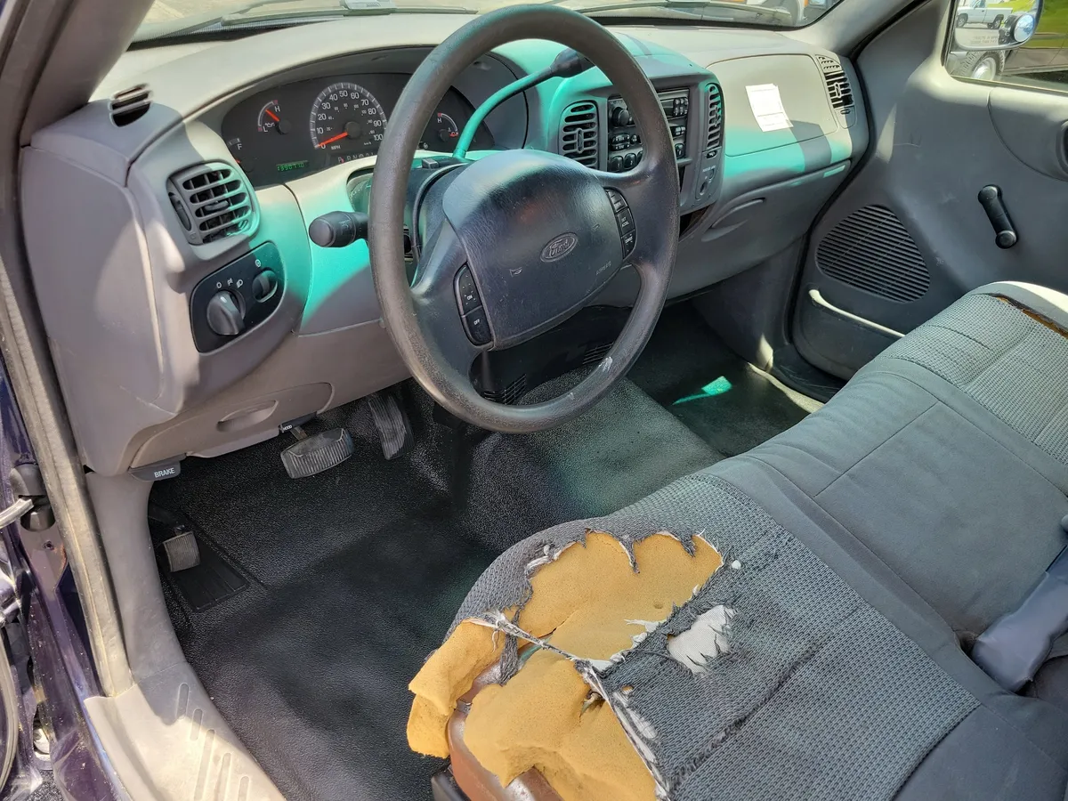 2002 Ford F-150 thumbnail 3