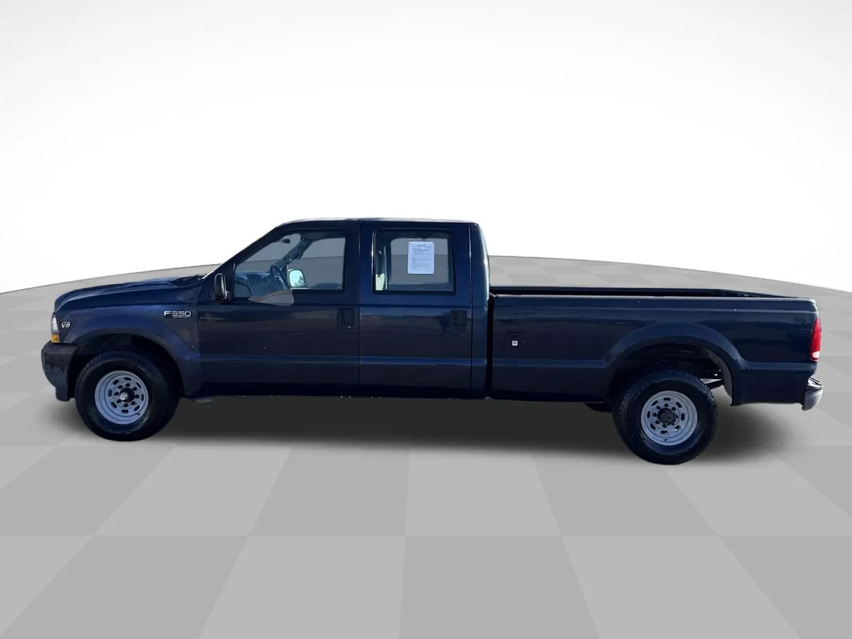 2002 Ford Super Duty F-350 SRW XL thumbnail 4