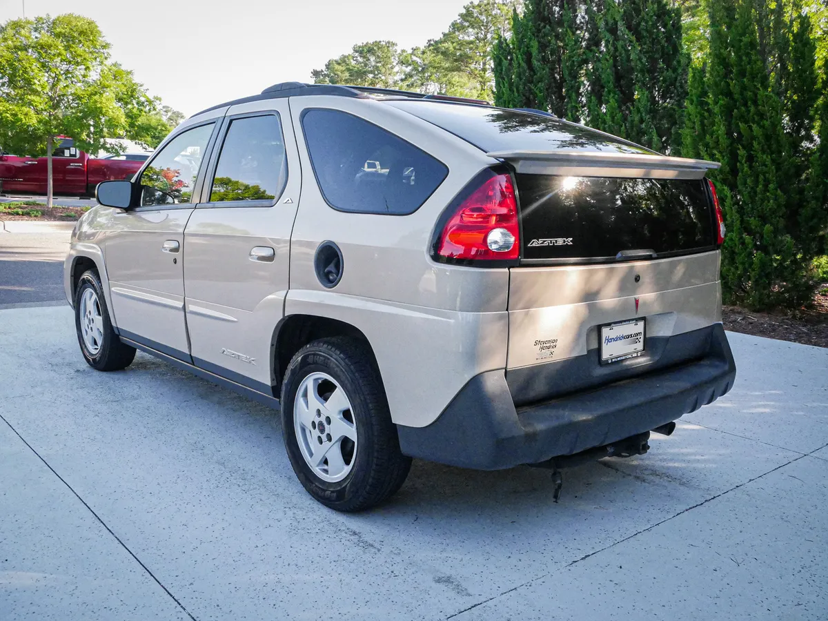 2002 Pontiac Aztek thumbnail 7