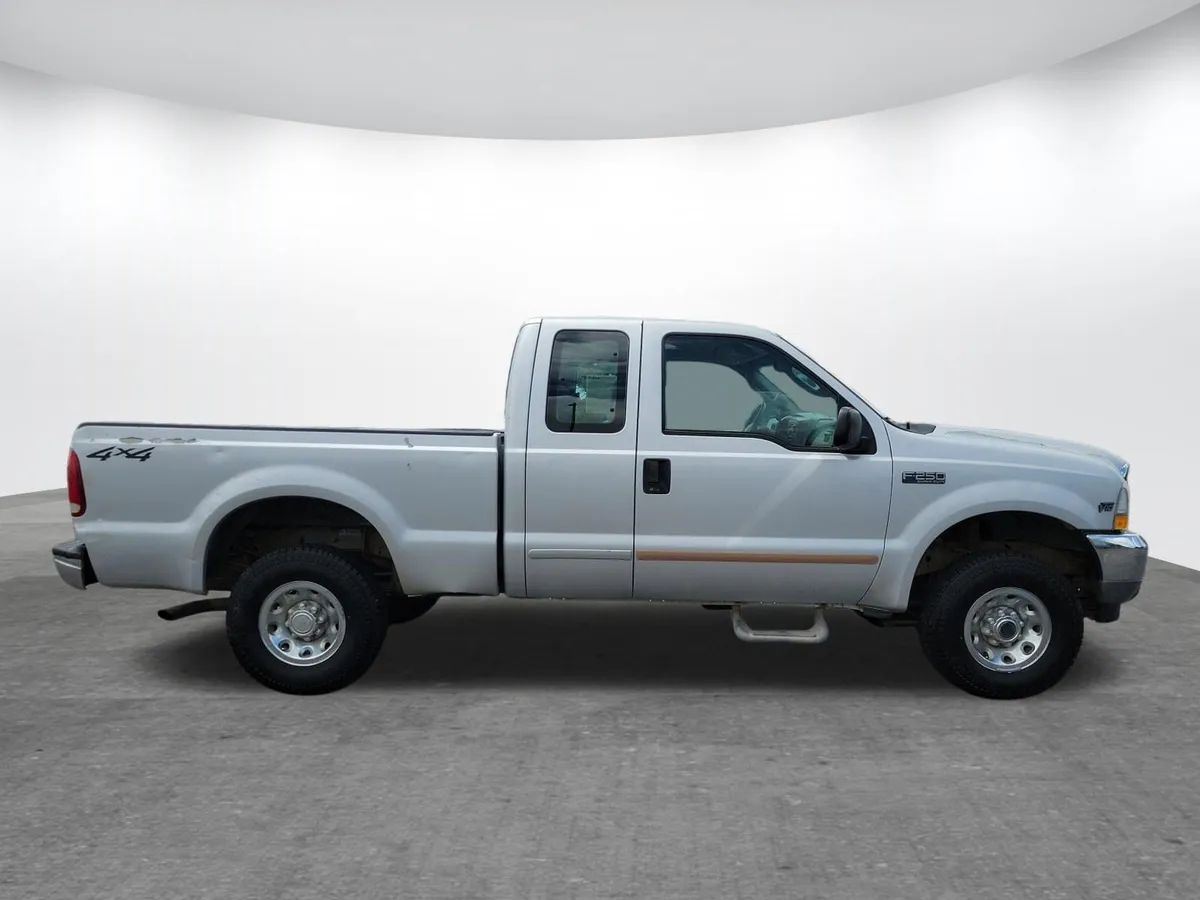 2003 Ford F-250 thumbnail 2