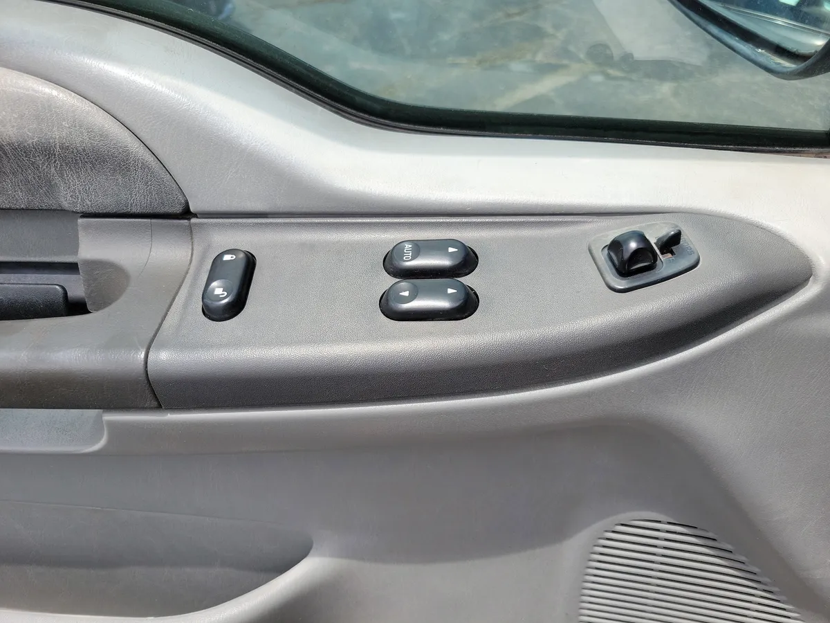 2003 Ford F-250 thumbnail 6