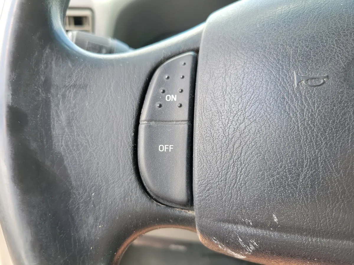 2003 Ford F-250 thumbnail 8