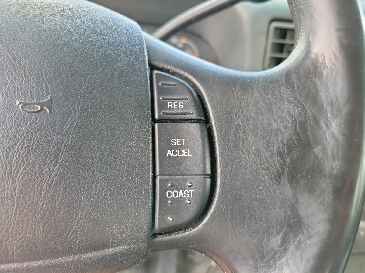 2003 Ford F-250 thumbnail 9