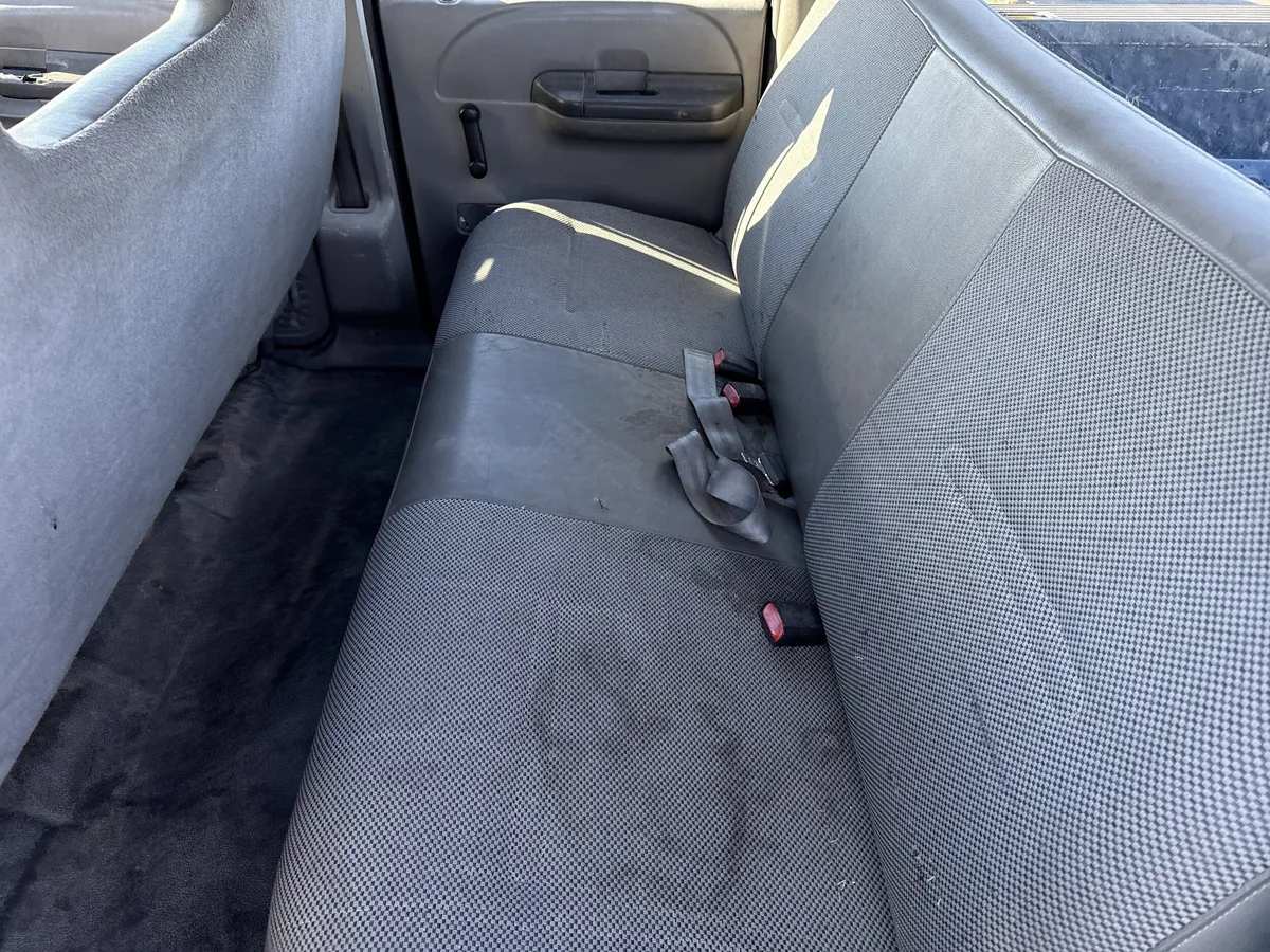 2003 Ford Super Duty F-350 SRW XL thumbnail 13