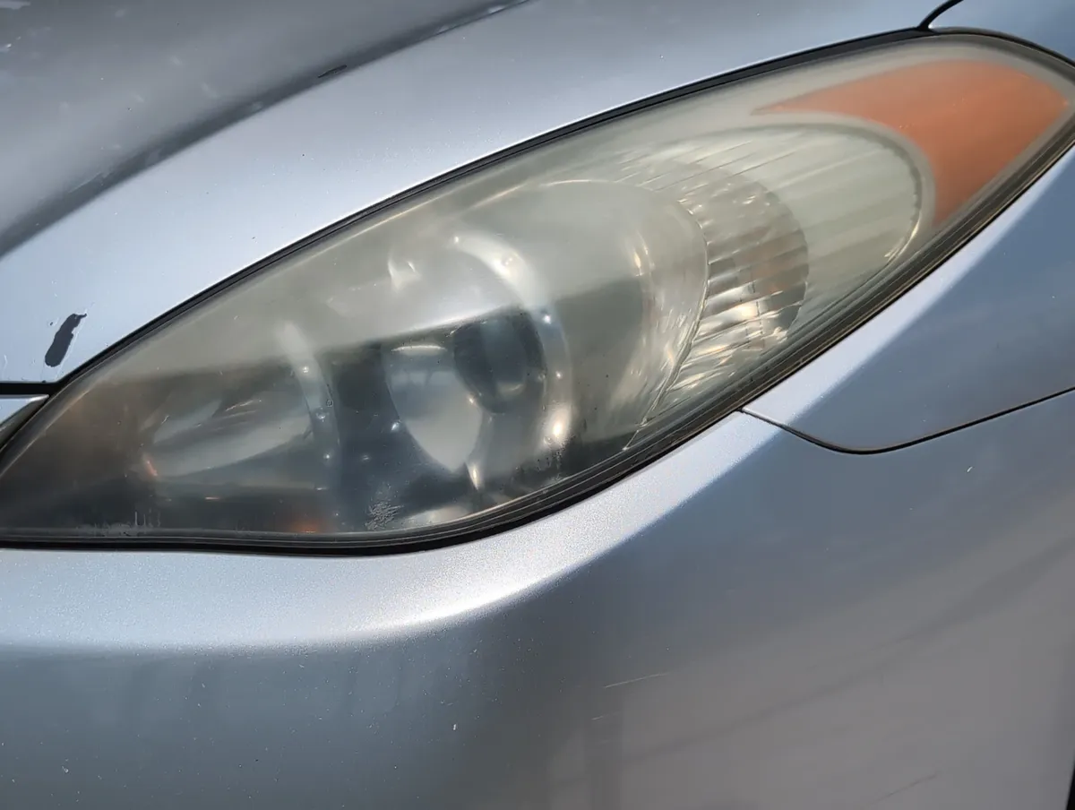 2004 Toyota Camry Solara SE thumbnail 5