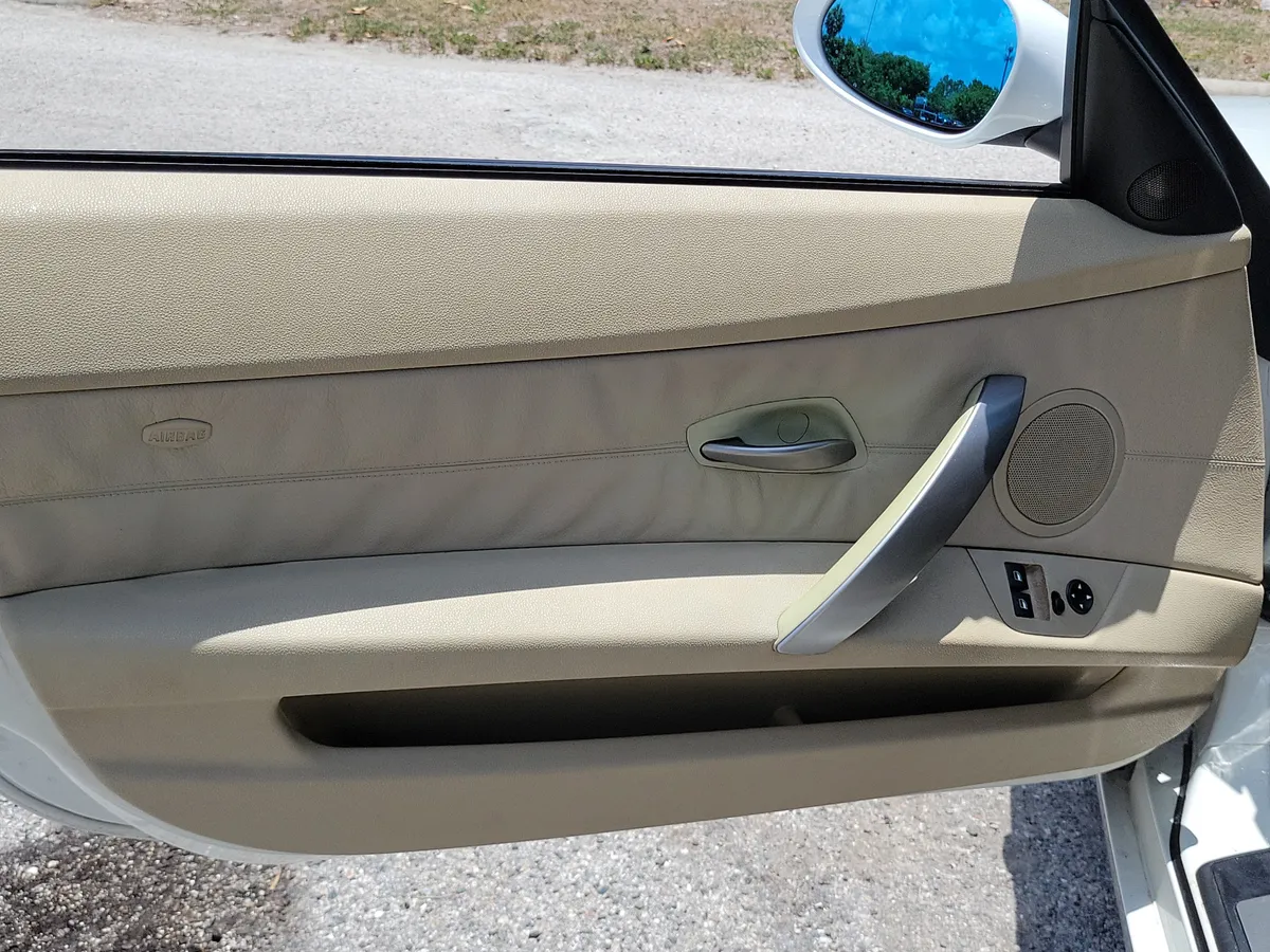 2005 BMW Z4 2.5i thumbnail 13