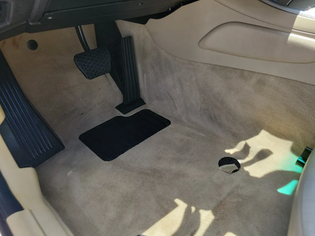 2005 BMW Z4 2.5i thumbnail 16