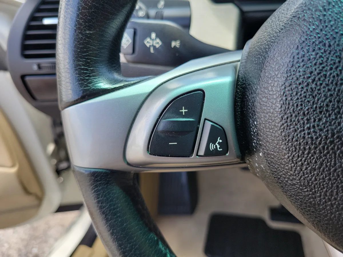 2005 BMW Z4 2.5i thumbnail 18