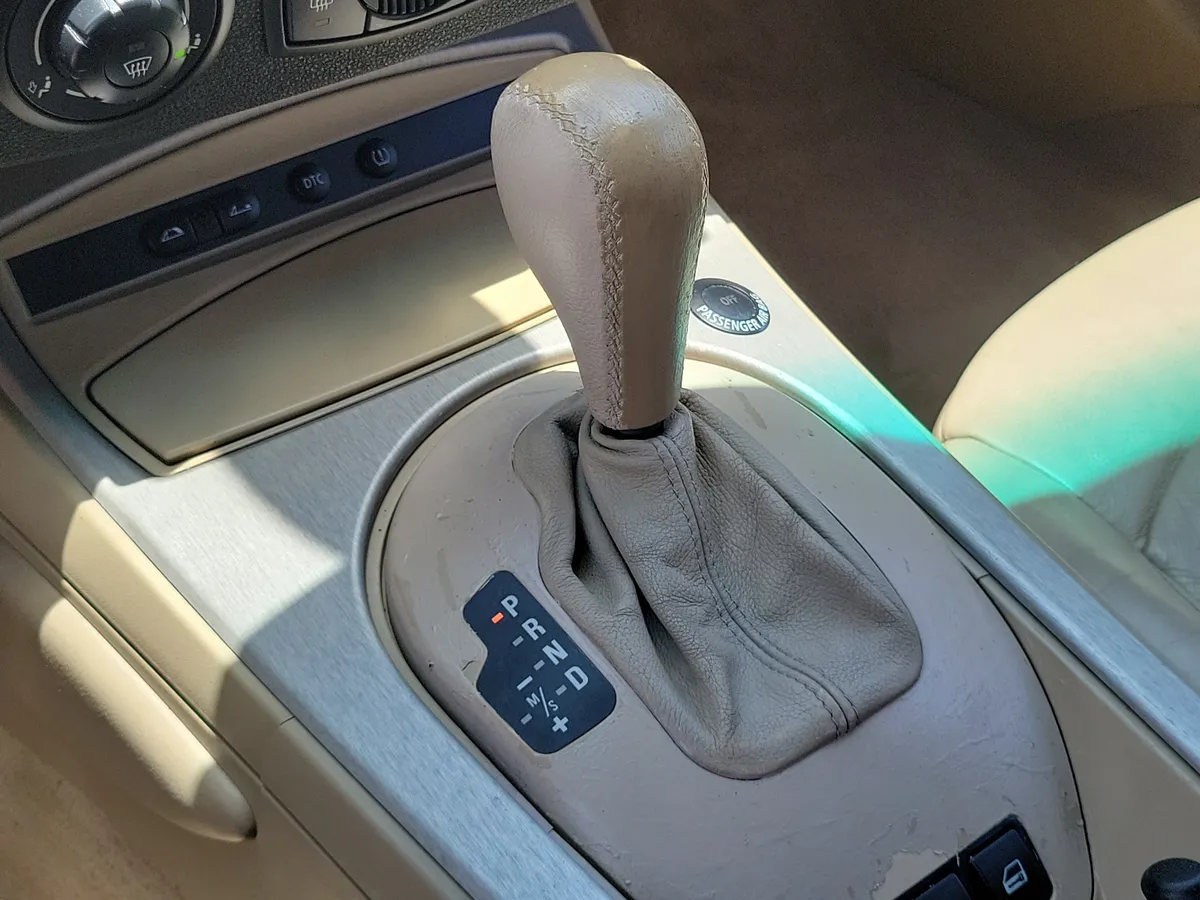 2005 BMW Z4 2.5i thumbnail 23