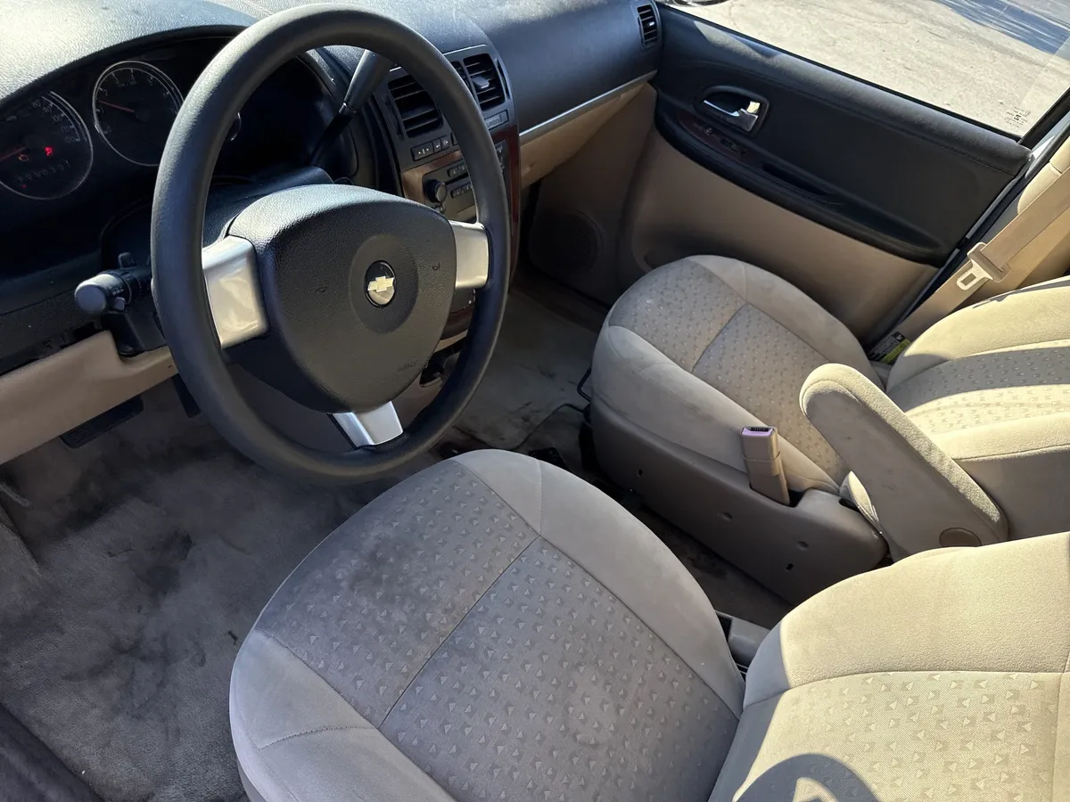 2005 Chevrolet Uplander Base thumbnail 11
