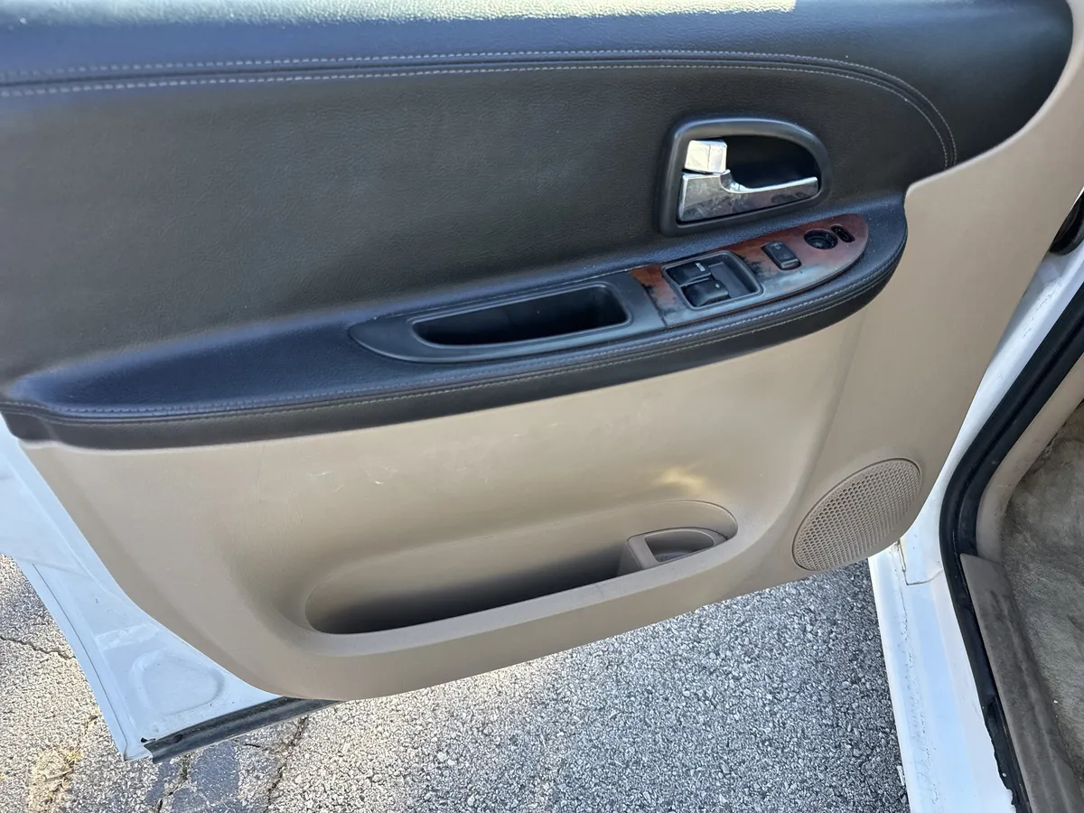 2005 Chevrolet Uplander Base thumbnail 16