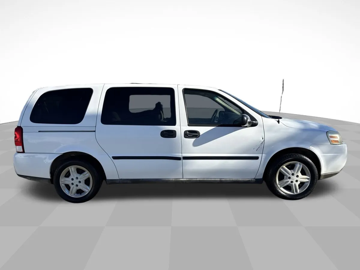 2005 Chevrolet Uplander Base thumbnail 7