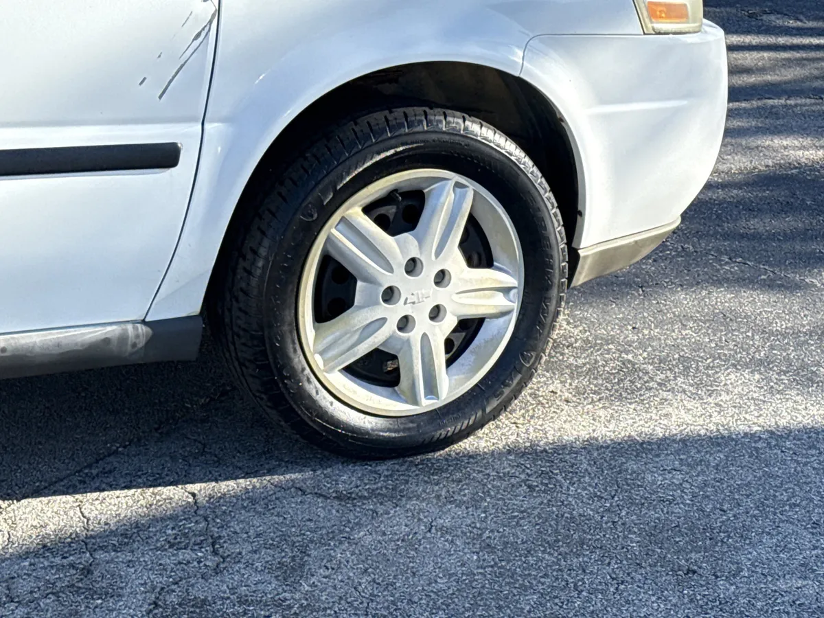 2005 Chevrolet Uplander Base thumbnail 8