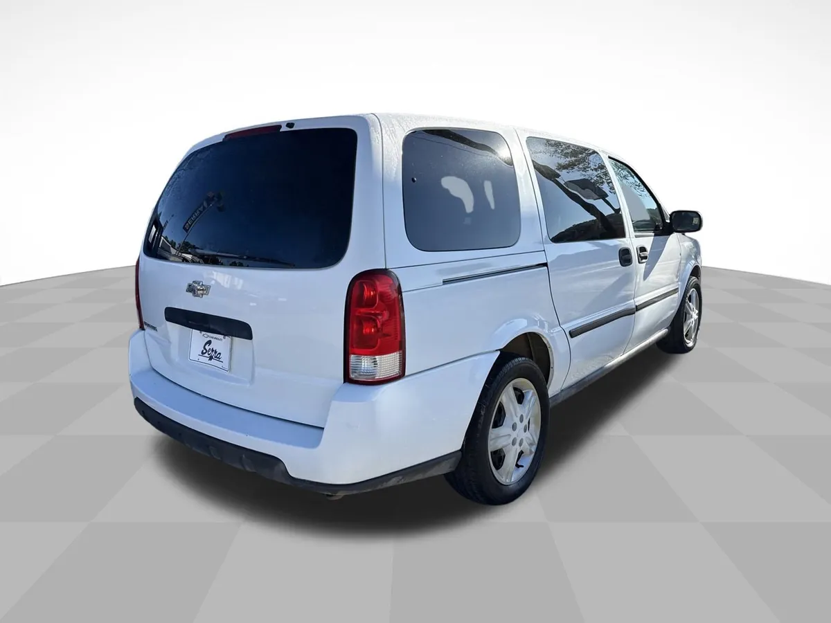 2005 Chevrolet Uplander Base thumbnail 9