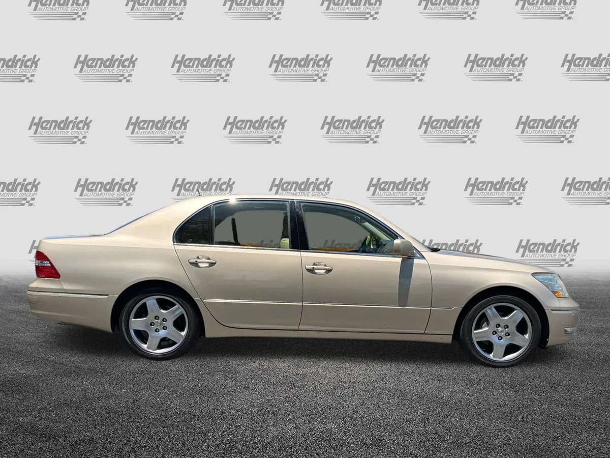 2005 Lexus LS 430 thumbnail 2