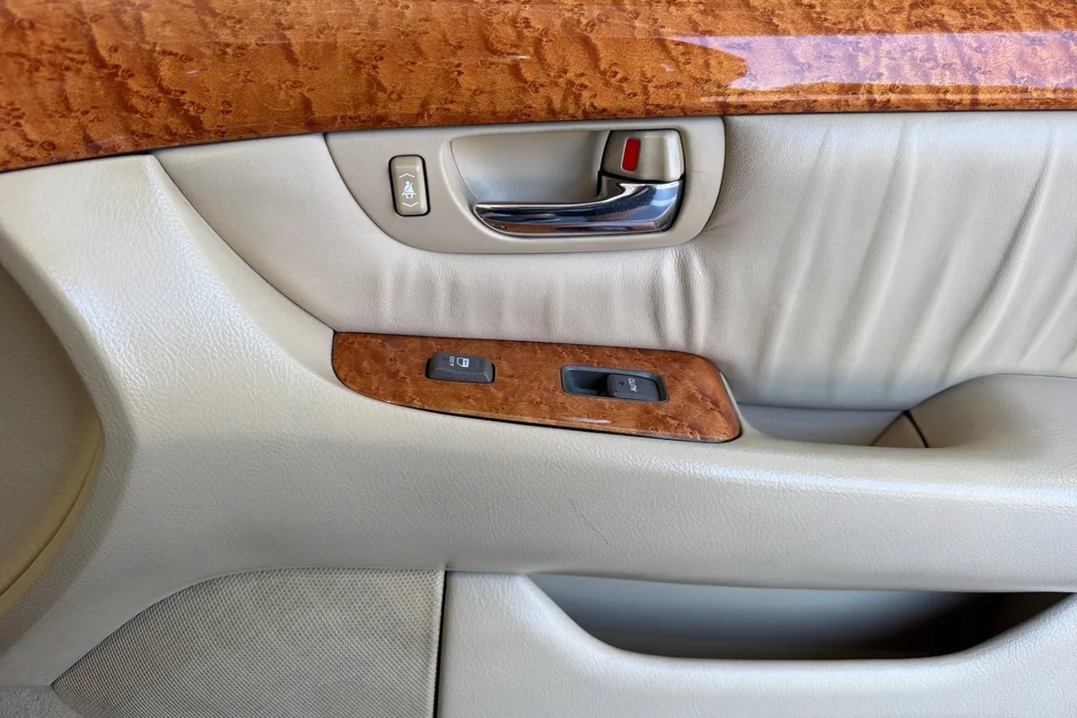 2005 Lexus LS 430 thumbnail 20