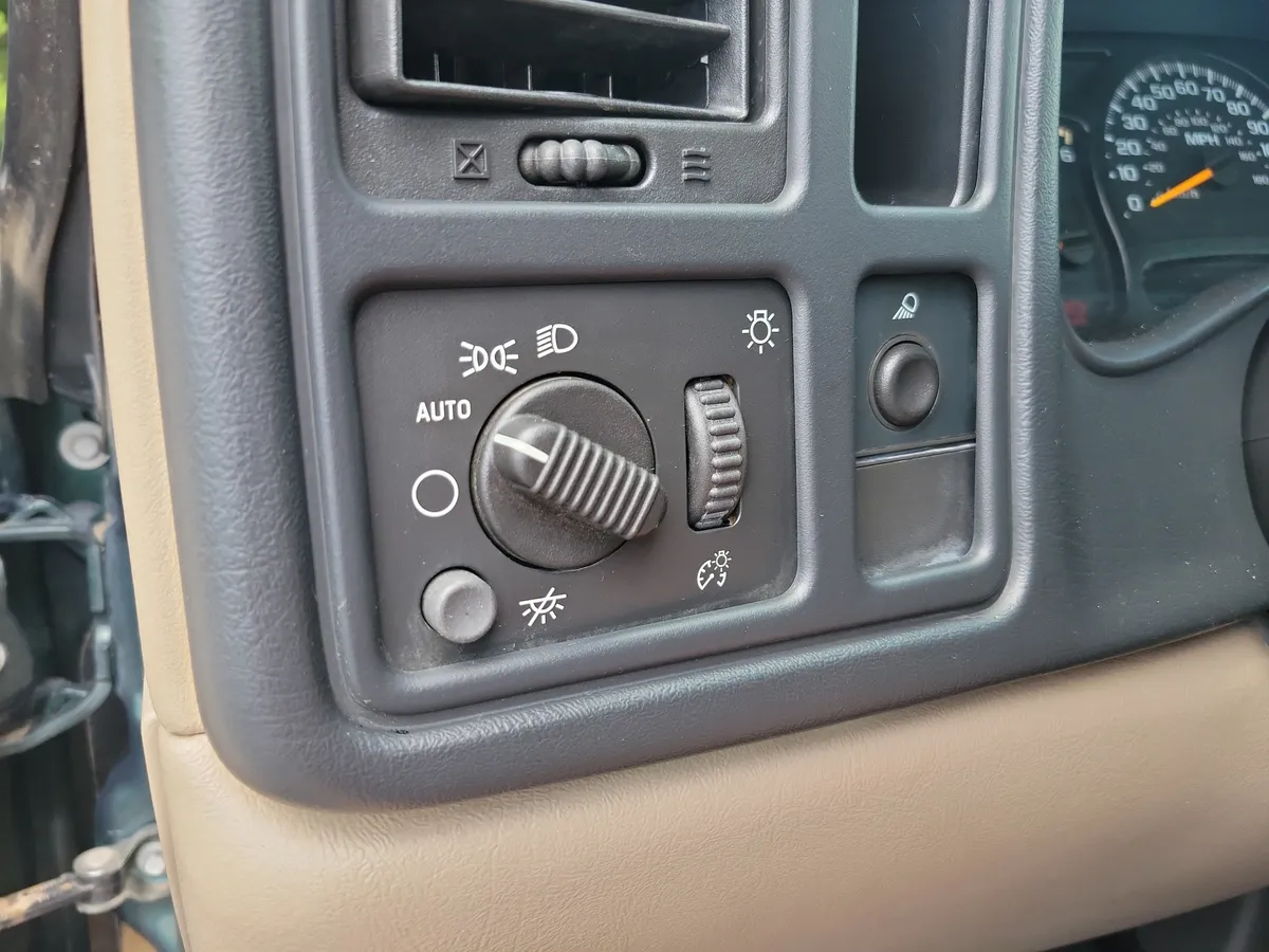 2006 Chevrolet Silverado 2500HD thumbnail 14