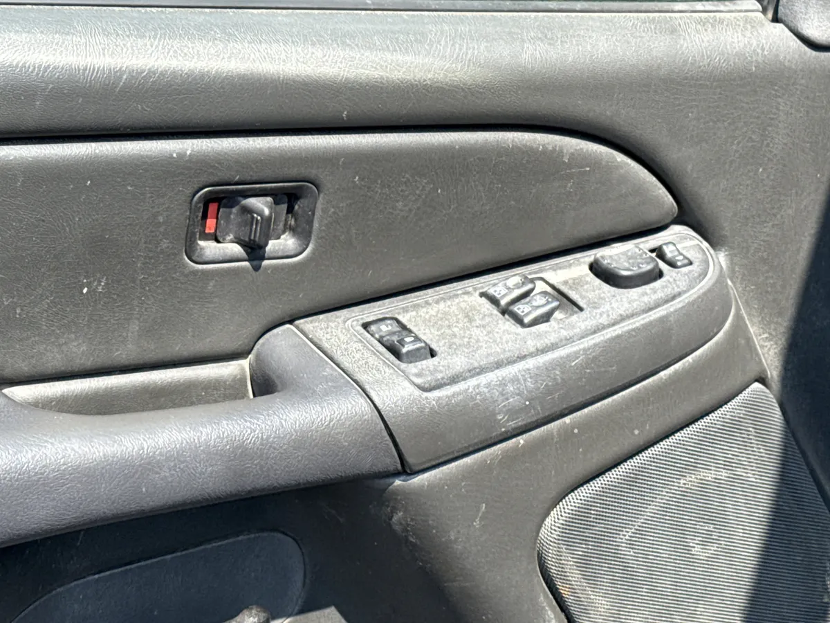 2006 Chevrolet Silverado 3500 HD thumbnail 16