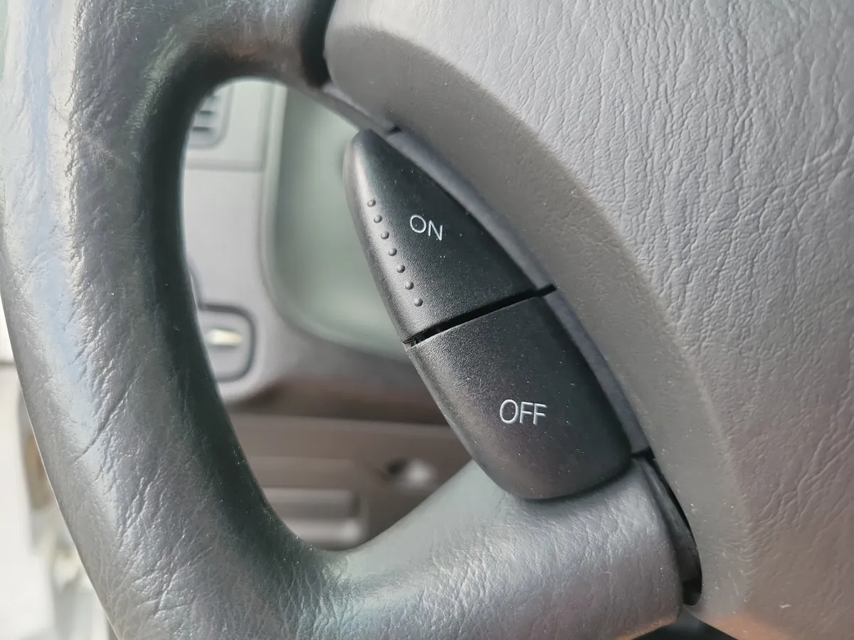 2007 Ford Focus thumbnail 12