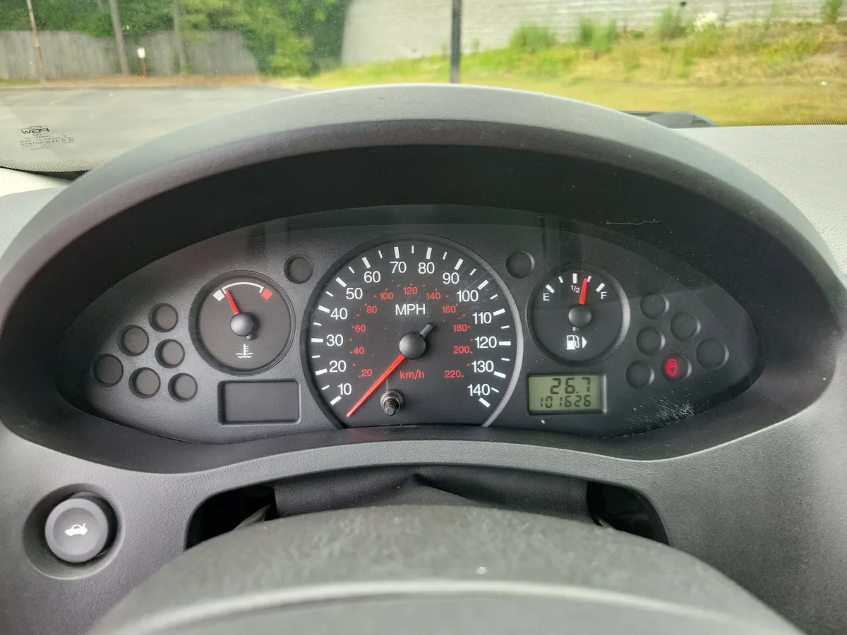 2007 Ford Focus thumbnail 14
