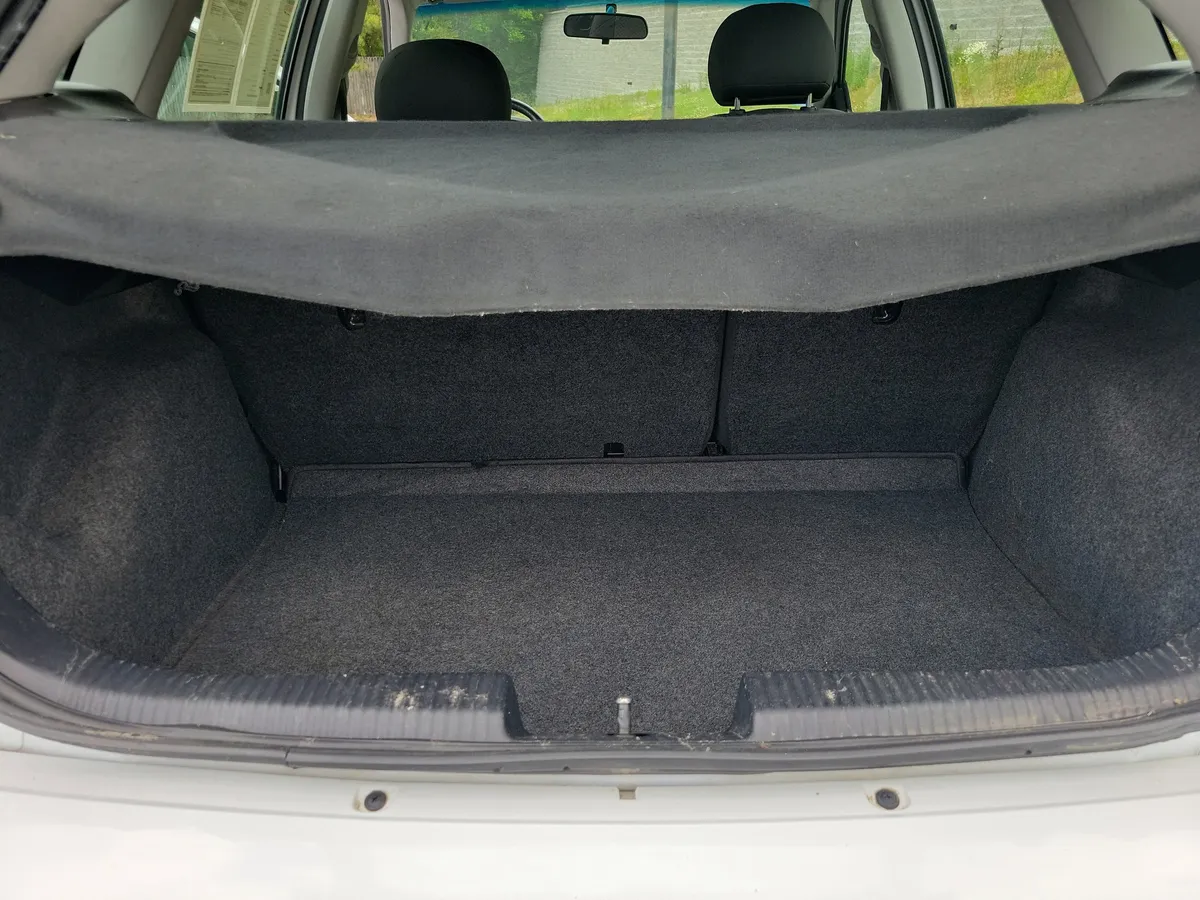 2007 Ford Focus thumbnail 9