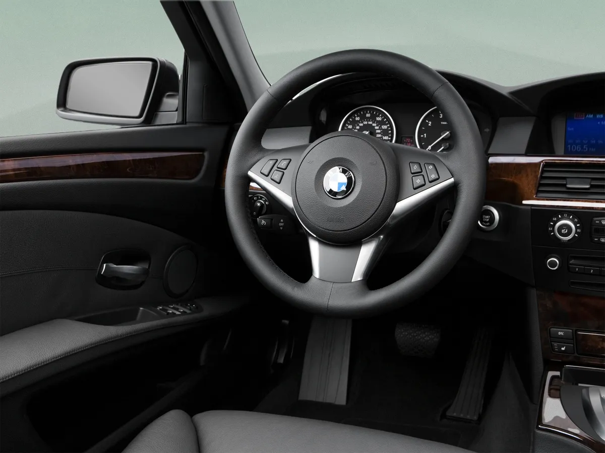 2008 BMW 550i thumbnail 20