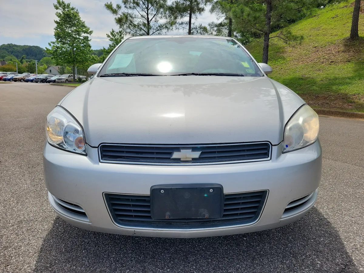 2008 Chevrolet Impala LS thumbnail 8