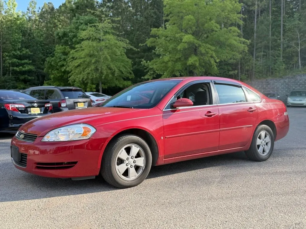 2008 Chevrolet Impala LT thumbnail 2