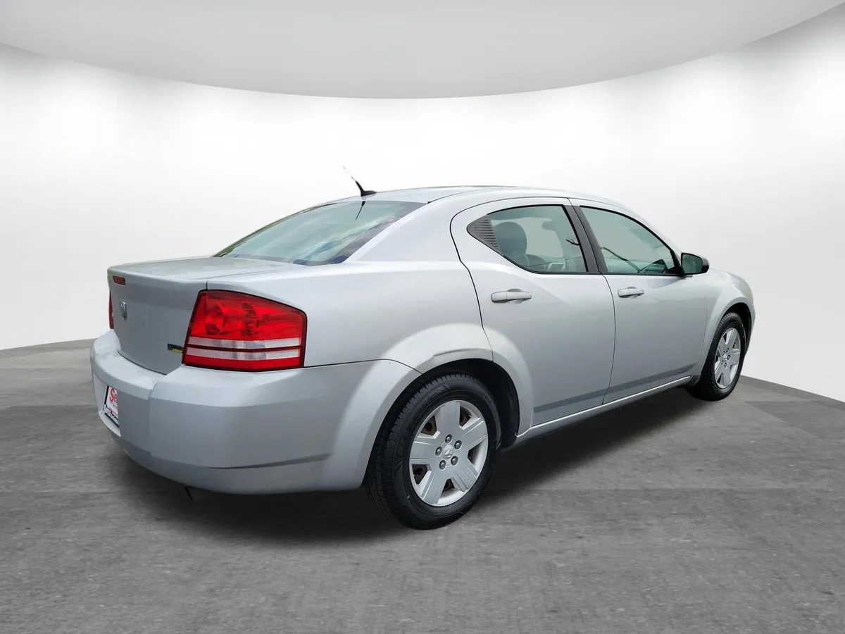 2008 Dodge Avenger SE thumbnail 18