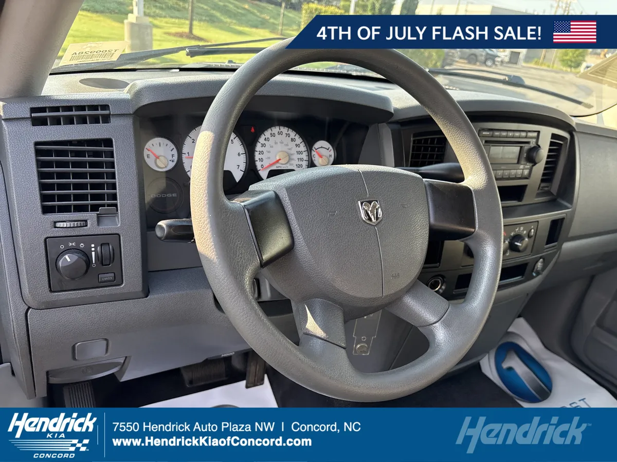 2008 Dodge Ram 1500 ST thumbnail 17