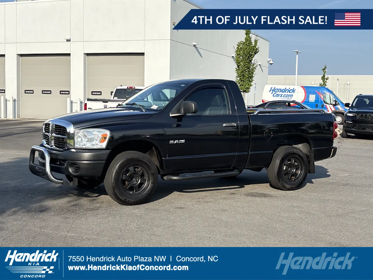 2008 Dodge Ram 1500 ST thumbnail 4