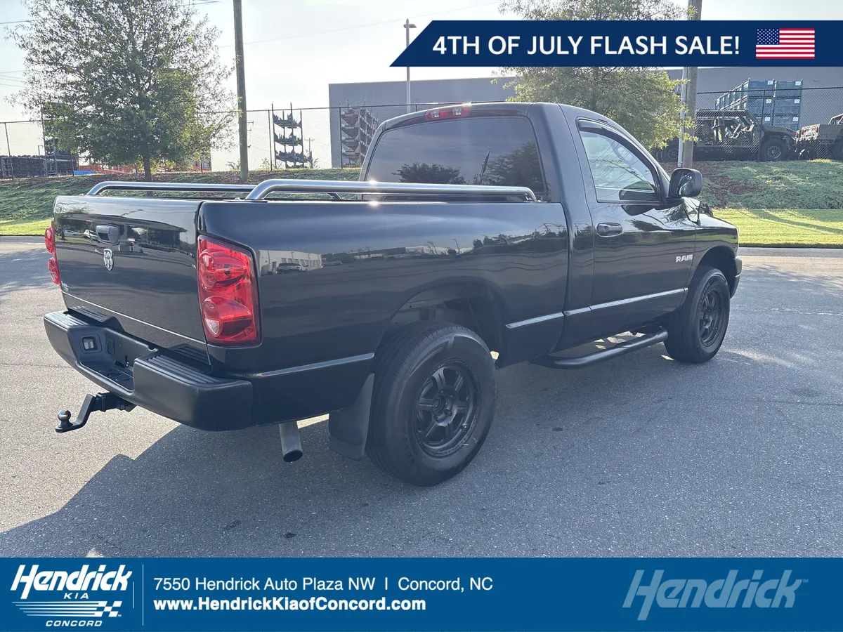 2008 Dodge Ram 1500 ST thumbnail 8