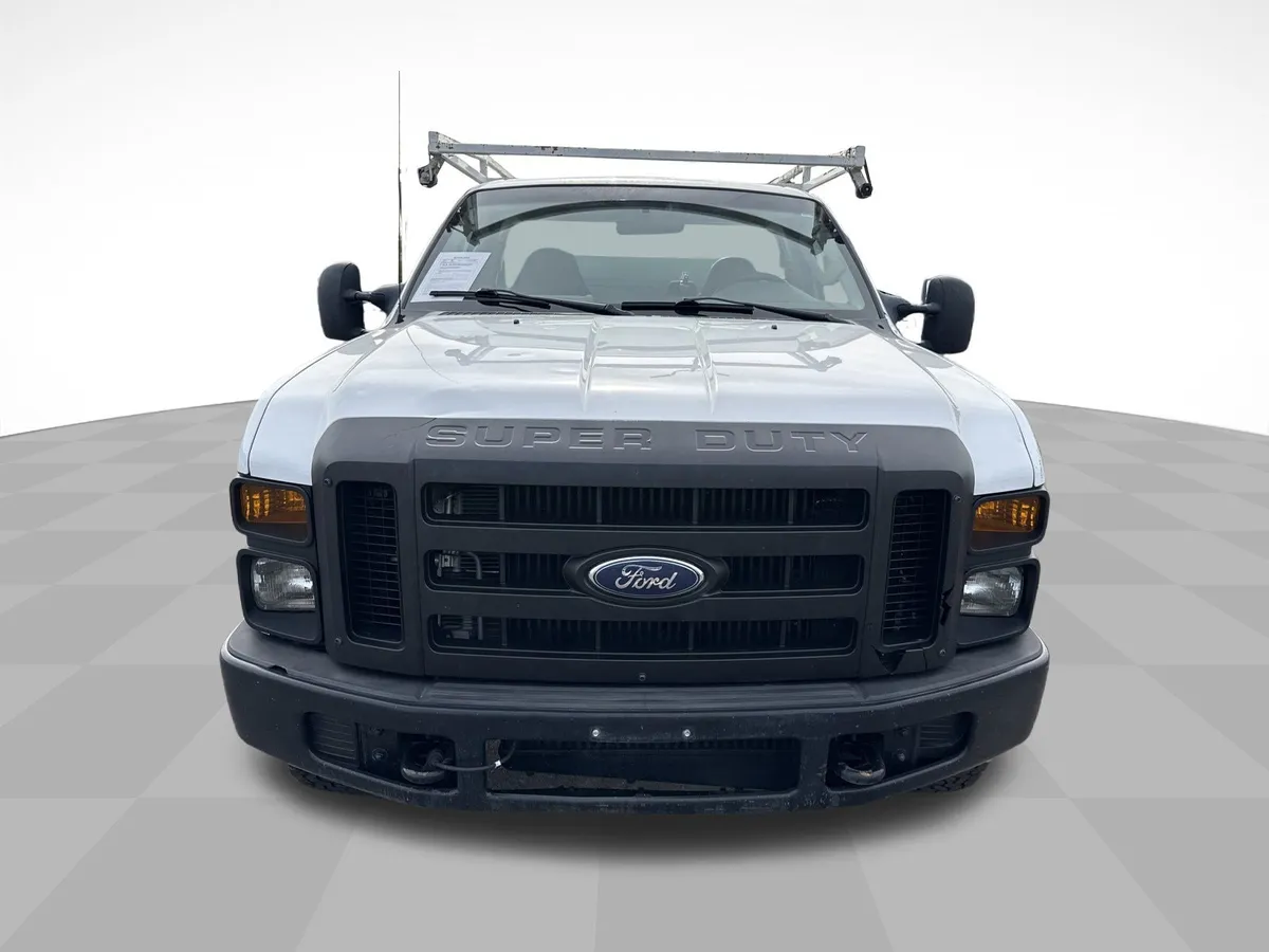 2008 Ford Super Duty F-350 SRW XL thumbnail 2