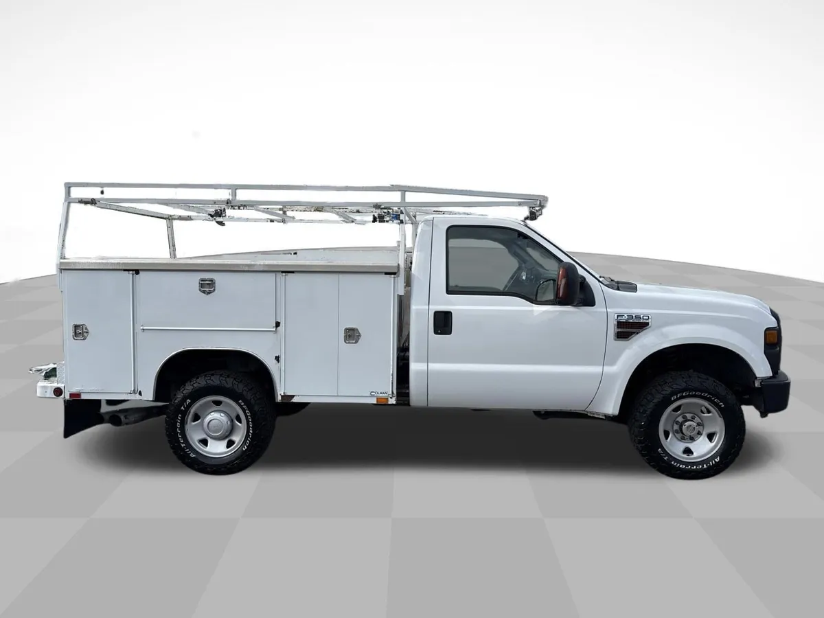 2008 Ford Super Duty F-350 SRW XL thumbnail 4