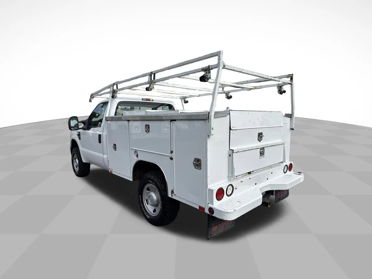 2008 Ford Super Duty F-350 SRW XL thumbnail 8